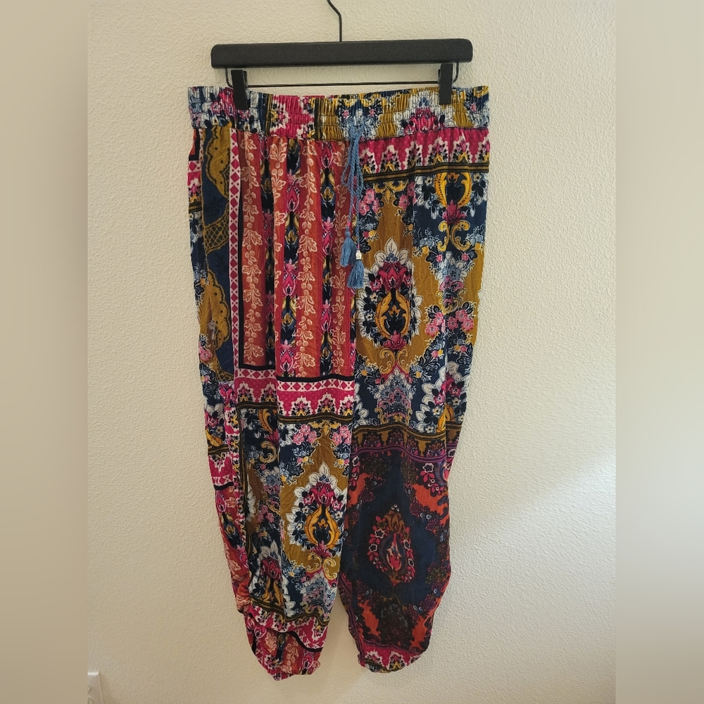 Sweatpants - Picture 2 of 5